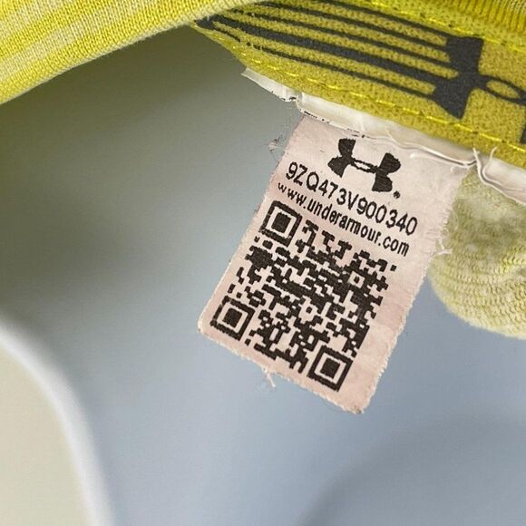 Under Armour Yellow Shoulder Zip Crewneck Pullover - Picture 5 of 5